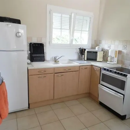 House Agreable Maison De Vacances En Plein Centre De Sur Mer 1 *